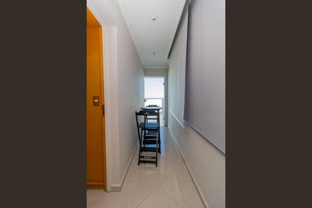 Apartamento à venda com 160m², 3 quartos e 2 vagas Apartamento à venda com 160m², 3 quartos e 2 vagasCorredor Lateral