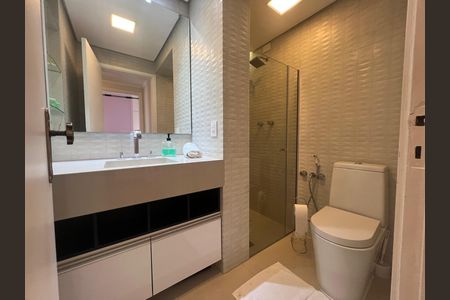 Apartamento à venda com 160m², 3 quartos e 2 vagas Apartamento à venda com 160m², 3 quartos e 2 vagasBanheiro