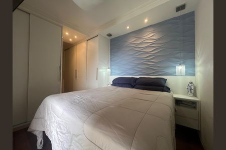 Apartamento à venda com 160m², 3 quartos e 2 vagas Apartamento à venda com 160m², 3 quartos e 2 vagasQuarto