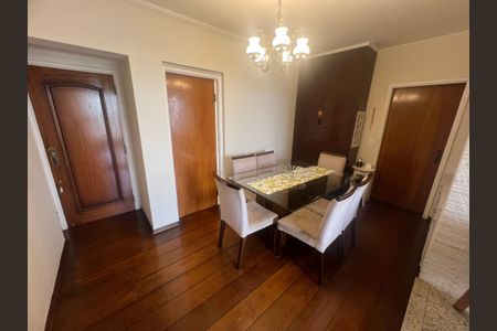 Apartamento à venda com 160m², 3 quartos e 2 vagas Apartamento à venda com 160m², 3 quartos e 2 vagasSala