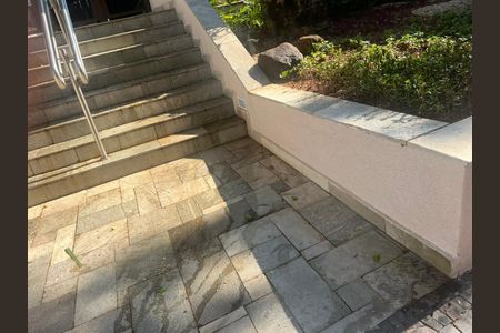 Apartamento à venda com 160m², 3 quartos e 2 vagas Apartamento à venda com 160m², 3 quartos e 2 vagasÁrea externa