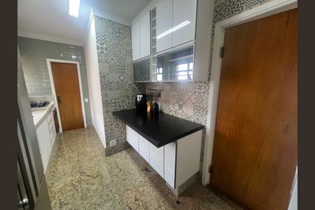 Apartamento à venda com 160m², 3 quartos e 2 vagas Apartamento à venda com 160m², 3 quartos e 2 vagasCozinha