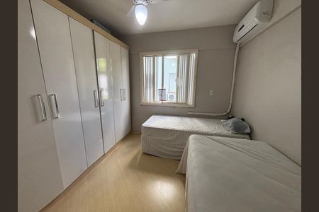Apartamento à venda com 74m², 2 quartos e sem vaga