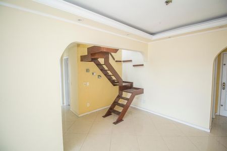 Sala de apartamento para alugar com 3 quartos, 220m² em Vila Valqueire, Rio de Janeiro