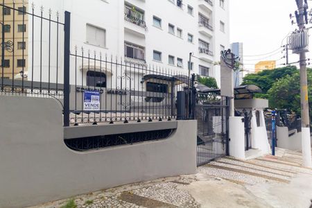Apartamento à venda com 60m², 2 quartos e 1 vagaFachada