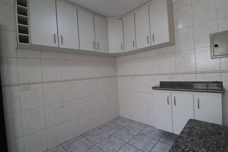 Apartamento à venda com 65m², 2 quartos e 2 vagasCozinha