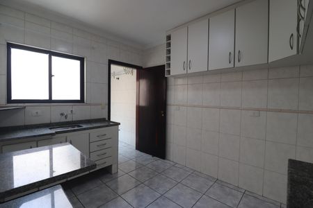 Apartamento à venda com 65m², 2 quartos e 2 vagasCozinha