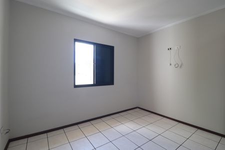 Apartamento à venda com 65m², 2 quartos e 2 vagasQuarto 2