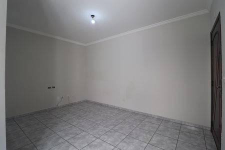 Sala de apartamento à venda com 2 quartos, 65m² em Vila Cecilia Maria, Santo André