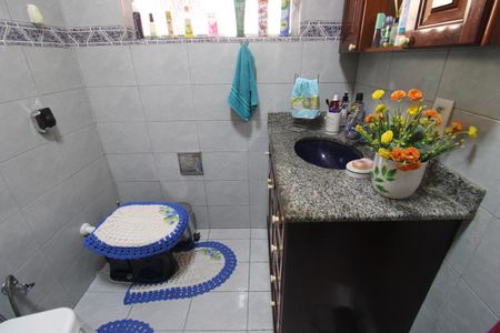 Casa à venda com 362m², 3 quartos e 3 vagasBanheiro 