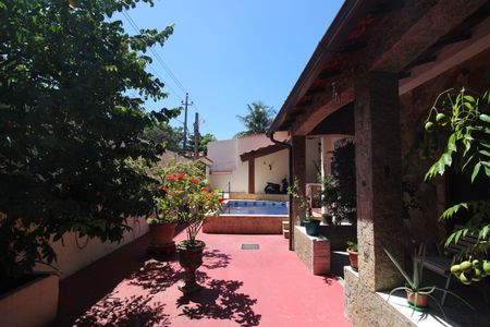 Casa à venda com 362m², 3 quartos e 3 vagasQuintal 