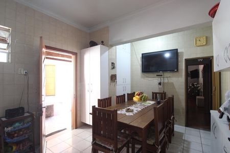 Casa à venda com 362m², 3 quartos e 3 vagasCozinha