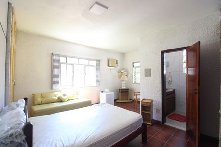 Casa à venda com 362m², 3 quartos e 3 vagasEdícula - Suíte 