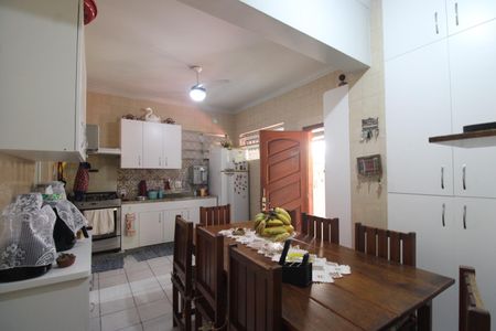 Casa à venda com 362m², 3 quartos e 3 vagasCozinha