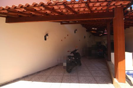 Casa à venda com 362m², 3 quartos e 3 vagasGaragem 