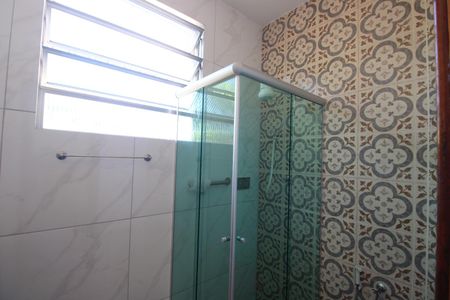 Casa à venda com 362m², 3 quartos e 3 vagasEdícula - Banheiro da suíte 