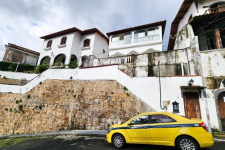 Casa de condomínio à venda com 250m², 2 quartos e 1 vaga Casa de condomínio à venda com 250m², 2 quartos e 1 vagaÁrea Comum