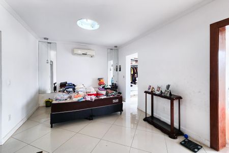 Casa de condomínio à venda com 250m², 2 quartos e 1 vaga Casa de condomínio à venda com 250m², 2 quartos e 1 vagaQuarto 1