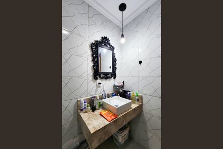 Casa de condomínio à venda com 250m², 2 quartos e 1 vaga Casa de condomínio à venda com 250m², 2 quartos e 1 vagaBanheiro Social