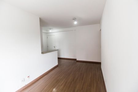 Sala de apartamento à venda com 2 quartos, 68m² em Empresarial 18 do Forte, Barueri