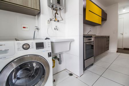 Apartamento à venda com 68m², 2 quartos e 1 vagaÁrea de Serviço