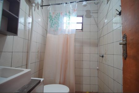 Casa à venda com 96m², 2 quartos e 1 vagaBanheiro