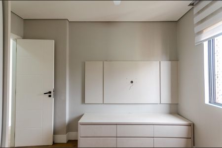 Apartamento à venda com 153m², 3 quartos e 3 vagas Apartamento à venda com 153m², 3 quartos e 3 vagasQuarto