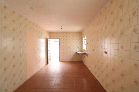 Cozinha de casa para alugar com 1 quarto, 50m² em Vila Progresso (zona Sul), São Paulo