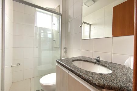 Apartamento para alugar com 75m², 3 quartos e 2 vagasBanheiro da Suíte 1