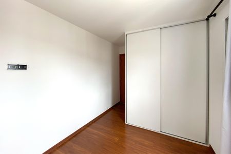 Apartamento para alugar com 75m², 3 quartos e 2 vagasQuarto 2