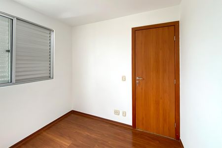Apartamento para alugar com 75m², 3 quartos e 2 vagasQuarto 3