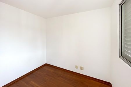 Apartamento para alugar com 75m², 3 quartos e 2 vagasQuarto 3