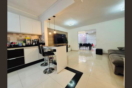 Casa à venda com 3 quartos, 125m² em Demarchi, São Bernardo do Campo