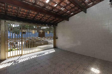 Casa à venda com 130m², 4 quartos e 2 vagas