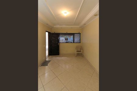 Casa à venda com 130m², 4 quartos e 2 vagas