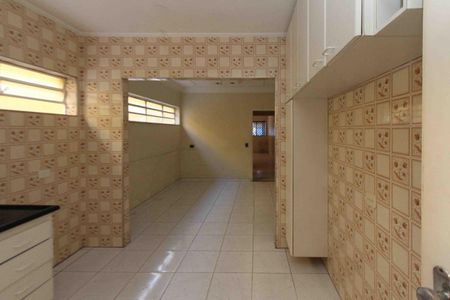 Casa à venda com 130m², 4 quartos e 2 vagas