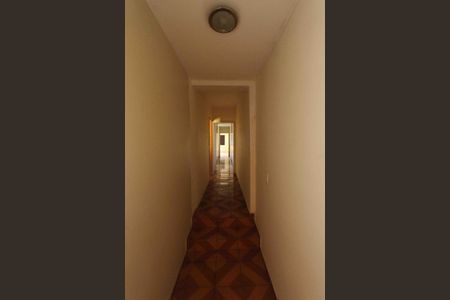 Casa à venda com 130m², 4 quartos e 2 vagas