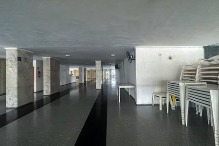 Apartamento à venda com 72m², 2 quartos e sem vagaÁrea comum