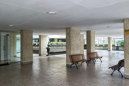 Apartamento à venda com 72m², 2 quartos e sem vagaÁrea comum