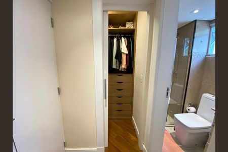 Apartamento à venda com 144m², 2 quartos e sem vagaQuarto