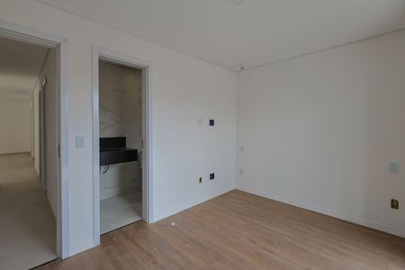 Apartamento à venda com 140m², 4 quartos e 2 vagas Apartamento à venda com 140m², 4 quartos e 2 vagasQuarto 4 - Suíte