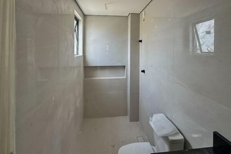 Apartamento para alugar com 73m², 3 quartos e 1 vaga Apartamento para alugar com 73m², 3 quartos e 1 vagaBanheiro da Suíte
