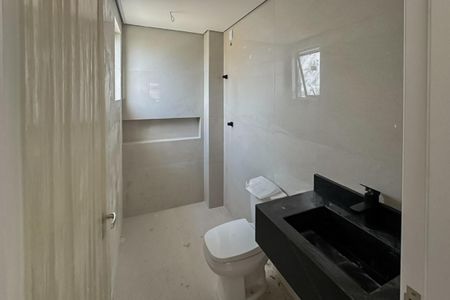 Apartamento para alugar com 73m², 3 quartos e 1 vaga Apartamento para alugar com 73m², 3 quartos e 1 vagaBanheiro da Suíte
