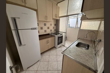 Apartamento à venda com 54m², 2 quartos e 1 vaga Apartamento à venda com 54m², 2 quartos e 1 vagaCozinha