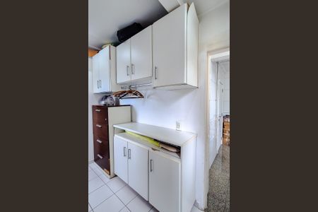 Apartamento à venda com 171m², 3 quartos e 1 vaga Apartamento à venda com 171m², 3 quartos e 1 vagaQuarto de Serviço