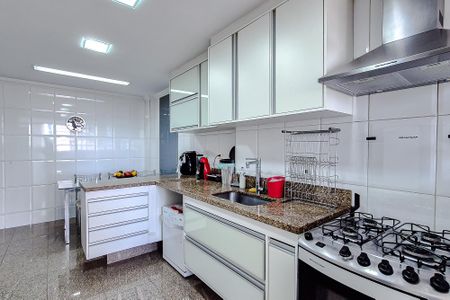 Apartamento à venda com 171m², 3 quartos e 1 vaga Apartamento à venda com 171m², 3 quartos e 1 vagaCozinha