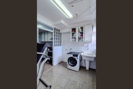 Apartamento à venda com 171m², 3 quartos e 1 vaga Apartamento à venda com 171m², 3 quartos e 1 vagaÁrea de Serviço