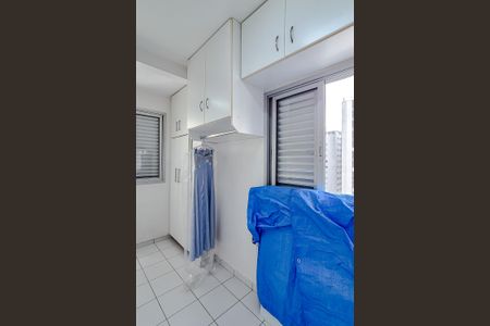 Apartamento à venda com 171m², 3 quartos e 1 vaga Apartamento à venda com 171m², 3 quartos e 1 vagaQuarto de Serviço