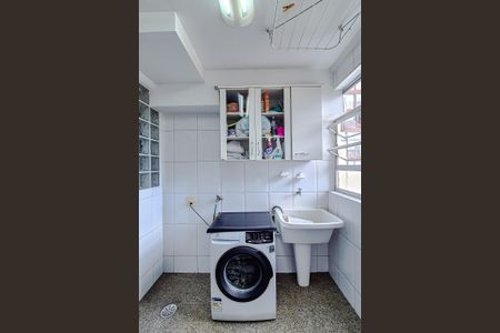 Apartamento à venda com 171m², 3 quartos e 1 vaga Apartamento à venda com 171m², 3 quartos e 1 vagaÁrea de Serviço