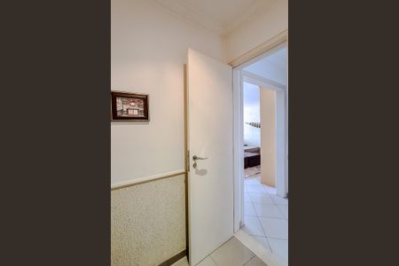 Apartamento à venda com 171m², 3 quartos e 1 vaga Apartamento à venda com 171m², 3 quartos e 1 vagaLavabo